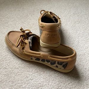 Sperry Tan and Leopard Print Flats